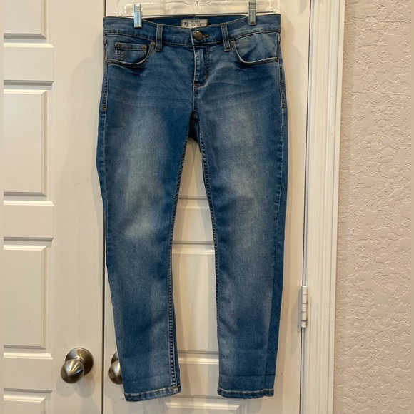 Free People Woman’s Medium Wash Skinny Denim Jeans Size:26 - Picture 1 of 12